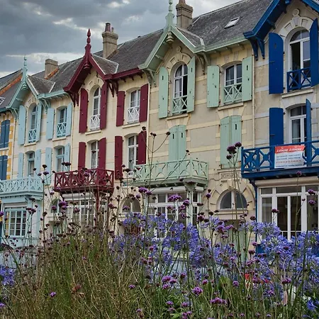 بيت ضيافة Le Major *